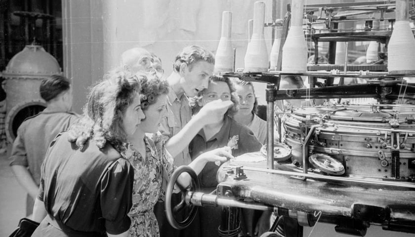 Powiększ obraz: Wystawa Ziem Odzyskanych otwarta 21 lipca 1948 roku