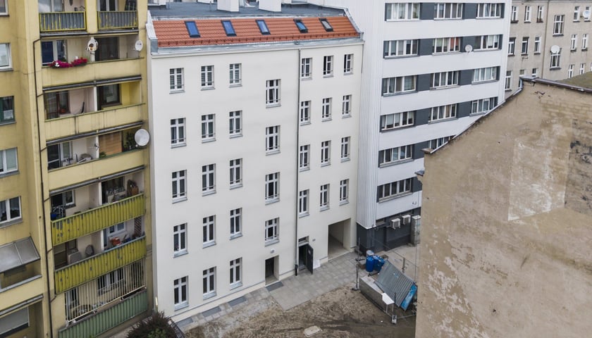 Wyremontowana kamienica Jedności Narodowej 153, 22 lipca 2025