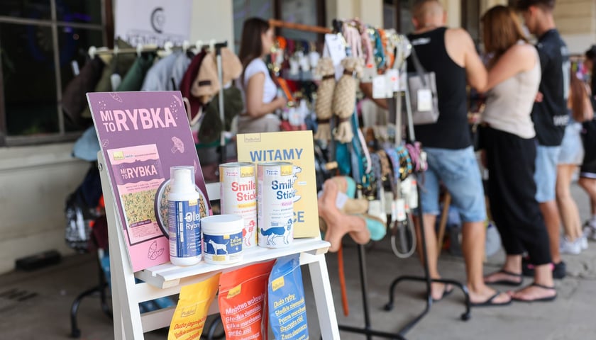 Powiększ obraz: Targi dla zwierzaków na Świebodzkim