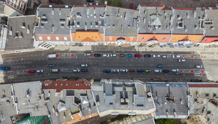 Powiększ obraz: <p>Ulica Kościuszki, widok z drona.</p>