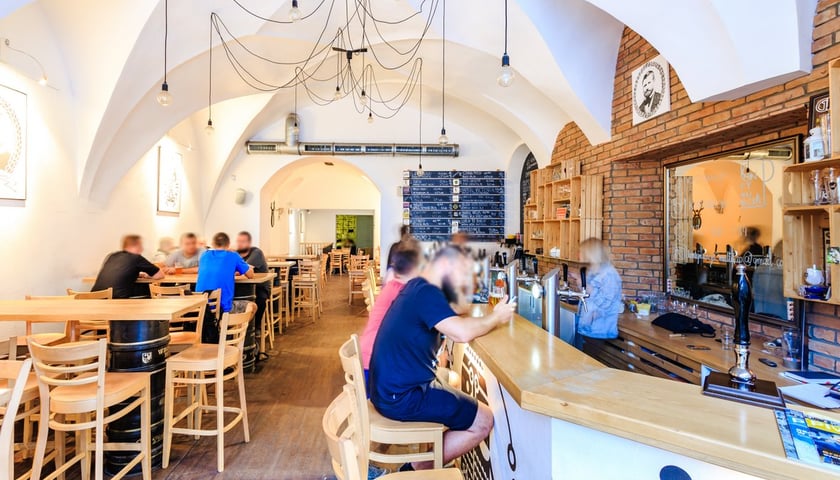 Powiększ obraz: Na zdjęciu wnętrze nieistniejącego już lokalu Kontynuacja we Wrocławiu.