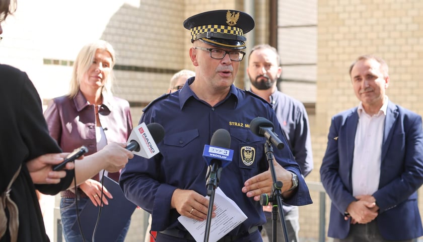 Powiększ obraz: Konferencja prasowa dotycząca rozpoczęcia roku szkolnego 2025/2026