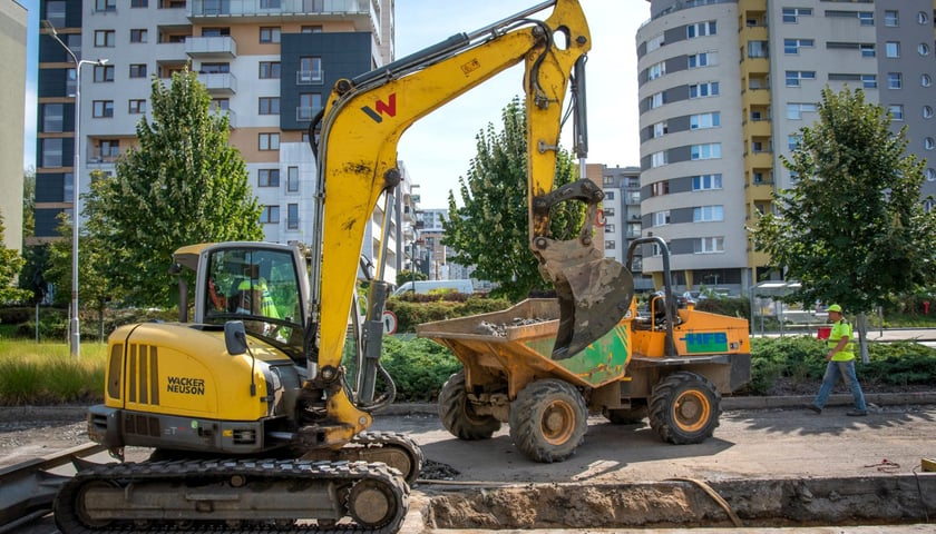 Powiększ obraz: Ruszyła wymiana rurociągu na ulicy Bajana