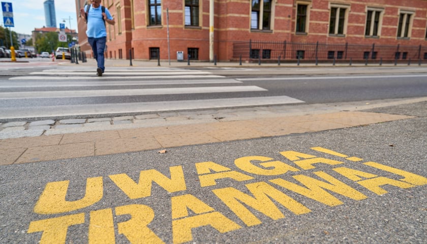 Powiększ obraz: MPK wraz z policją przypominają o bezpieczeństwie