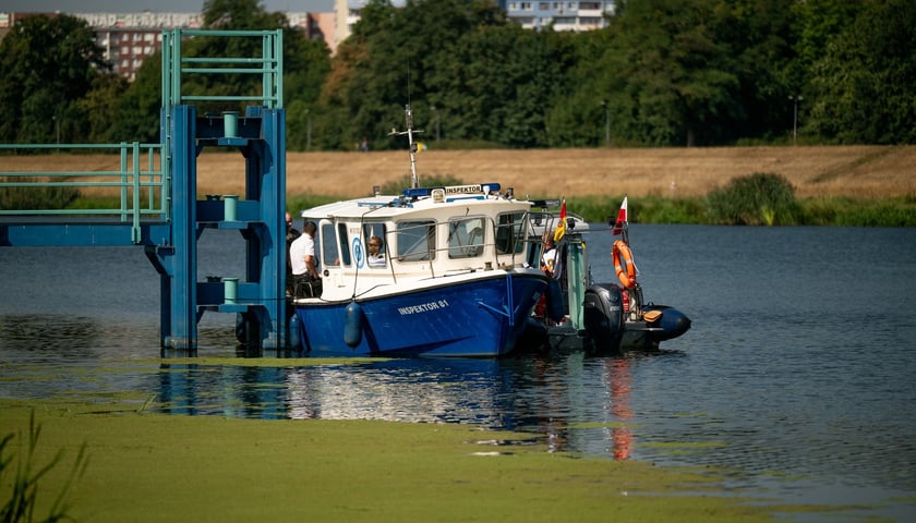 Powiększ obraz: Ćwiczenia służb we Wrocławiu - Wyspa 2025 uczy jak współdziałać podczas powodzi