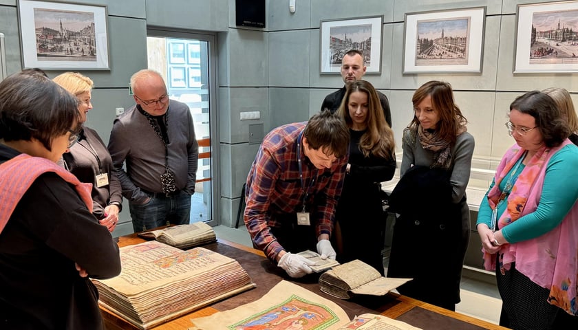 Powiększ obraz: Wydarzenia w ramach poprzednich edycji festiwalu nauki