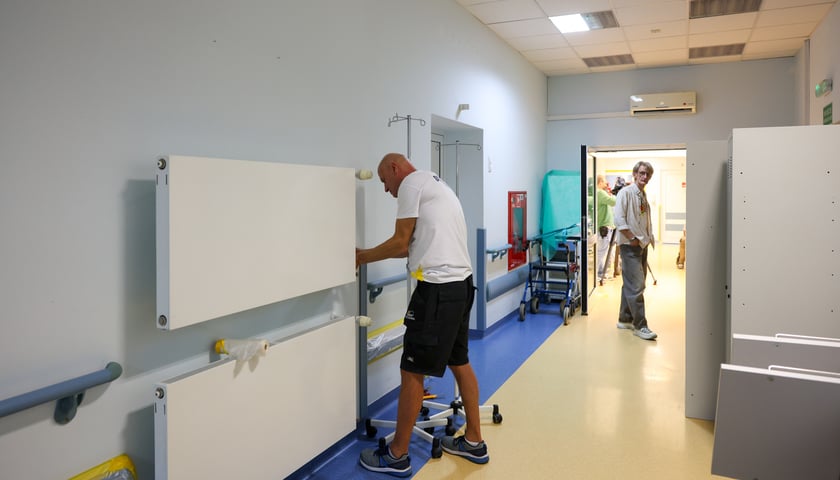 "Zadyma", czyli remont w czynie społecznym na oddziale ginekologii onkologicznej.