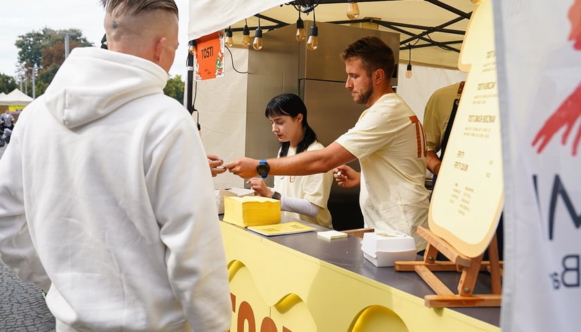 Powiększ obraz: Sobota 13 września na Gastro Miasto przy bulwarze Dunikowskiego