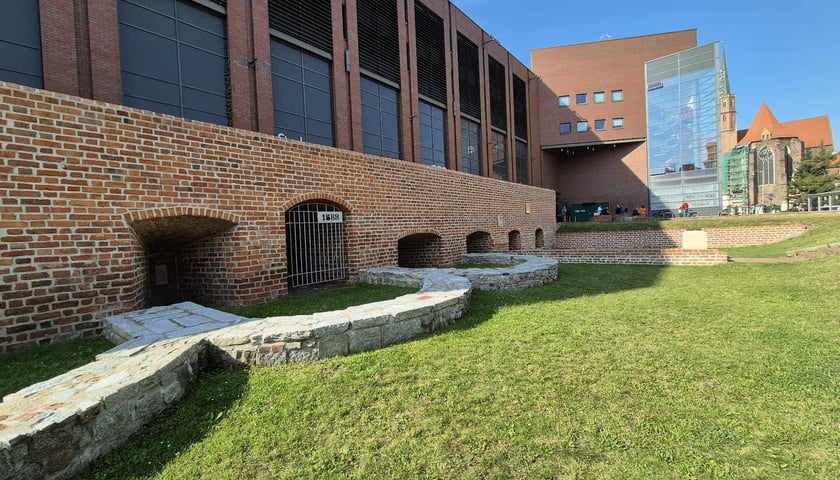 Basteja Hioba po renowacji