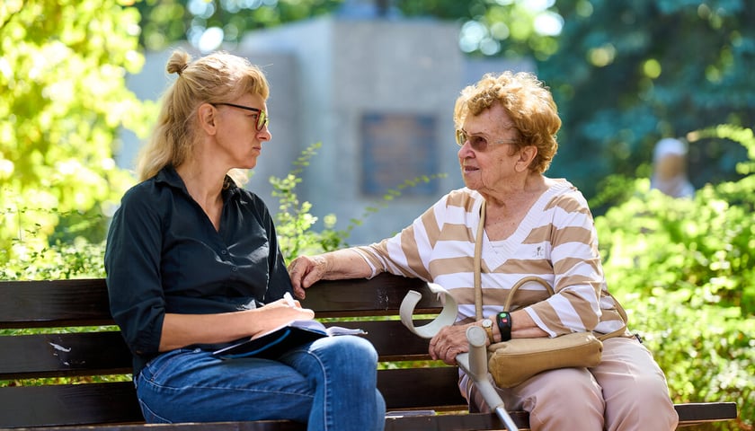 Powiększ obraz: <p>Anna Aleksandrowicz i Alina Głowacka-Szłapa</p>