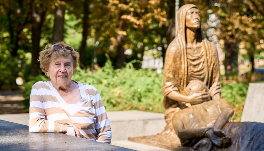 Powiększ obraz: Alina Głowacka-Szłapa