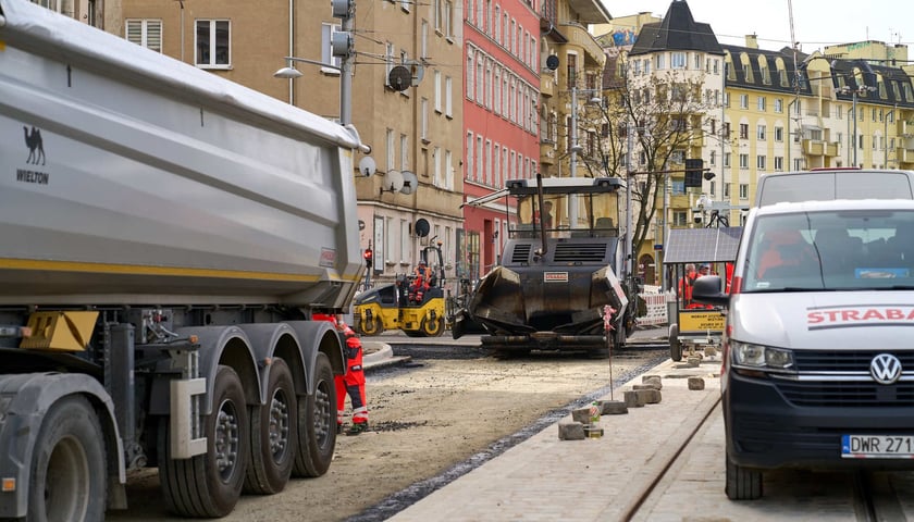 Przebudowa ul. Pomorskiej i pl. Staszica, wiosna 2024