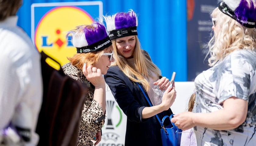 Otwarcie ogólnodostępnej strefy kibica Fan Festival w rynku przed finałem LK UEFA