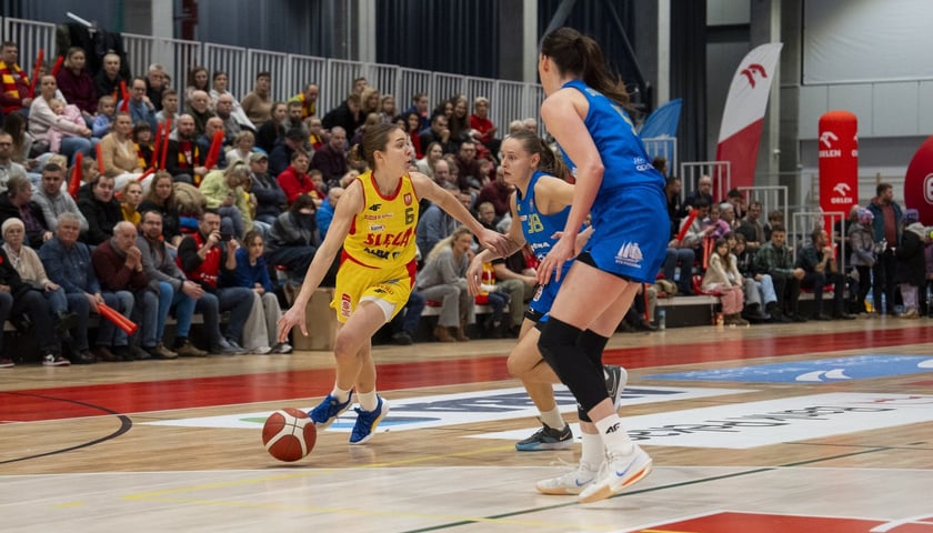 Z meczu ligowego Ślęzy w hali na Kłokoczycach, sezon 2024/2025