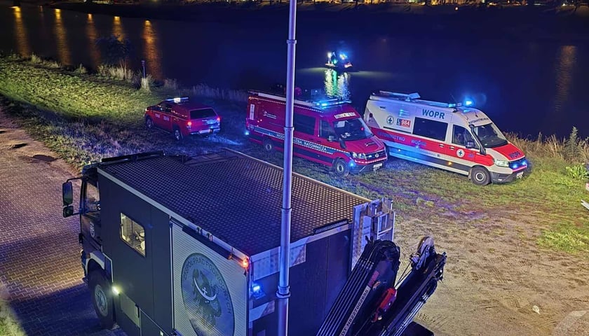 Akcja służb na Pasterskiej we Wrocławiu, w okolicach most&oacute;w Trzebnickich - 30 września