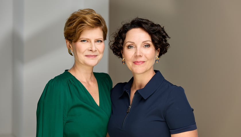 Powiększ obraz: <p>Monika Magdziak-Tokłowicz i Katarzyna Kroczak, założycielki Femistory Centrum Menopauzy.</p>