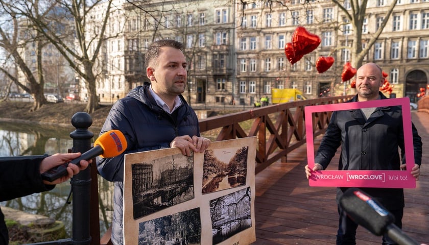 Powiększ obraz: Most (Kładka) Świętego Antoniego po odbudowie