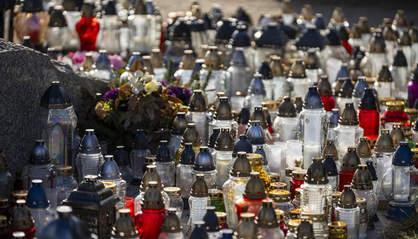 Cmentarz Kiełczowski, zdjęcie archiwalne z 2024 roku.