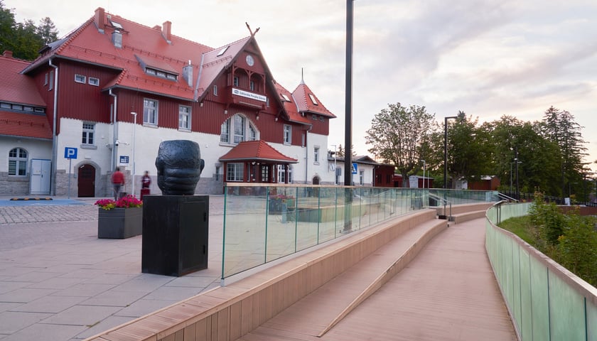 Dworzec kolejowy Szklarska Poręba Górna