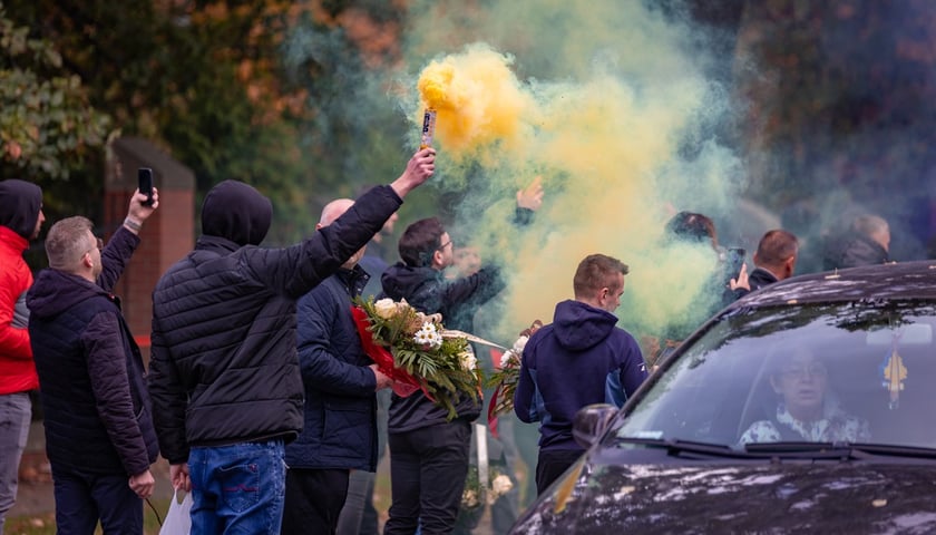 Masza żałobna i pogrzeb kierowcy rajdowego Artura Sękowskiego