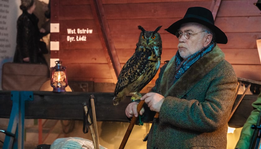 Powiększ obraz: Scena z nagrodzonego spotu