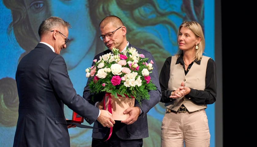 Powiększ obraz: Uroczystość 30-lecia programu wczesnego wykrywania raka piersi we Wrocławiu