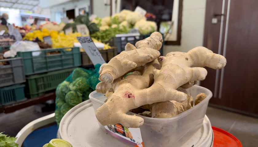 Powiększ obraz: <p>Imbir jest niezastąpionym towarzyszem dyni. Podobnie jak czosnek i cebula</p>