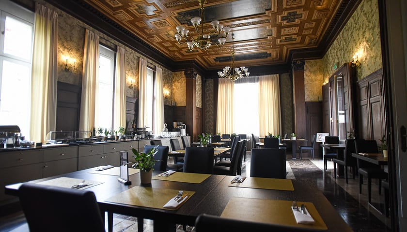 Powiększ obraz: Hotel Platinum Place w zabytkowej willi Powstańców Śląskich 204