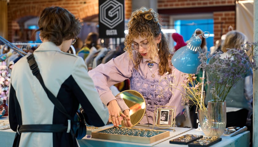 Powiększ obraz: Targi Dobry design w Concordia Design na Wyspie Słodowej. Wrocław, 26.10.2025