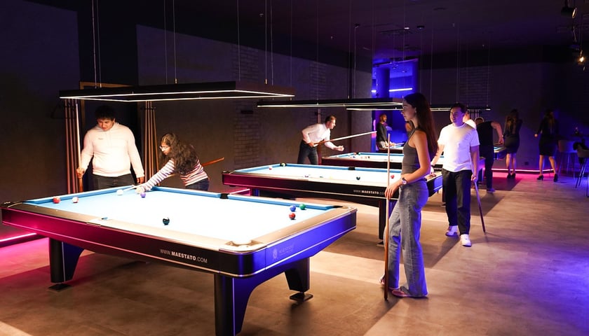 Powiększ obraz: Wieczór zapowiadający otwarcie Sky Games w Sky Towerze we Wrocławiu