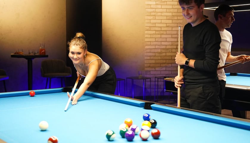 Powiększ obraz: Wieczór zapowiadający otwarcie Sky Games w Sky Towerze we Wrocławiu