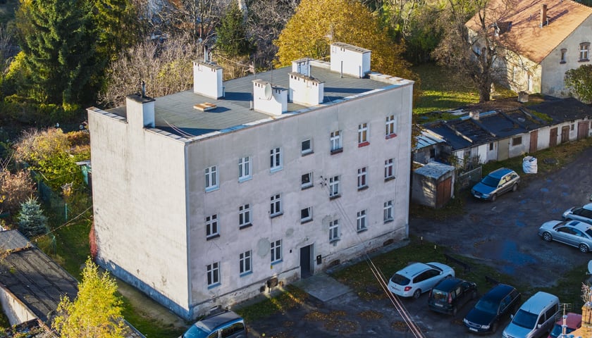 Dolnobrzeska 16A na wrocławskiej Leśnicy