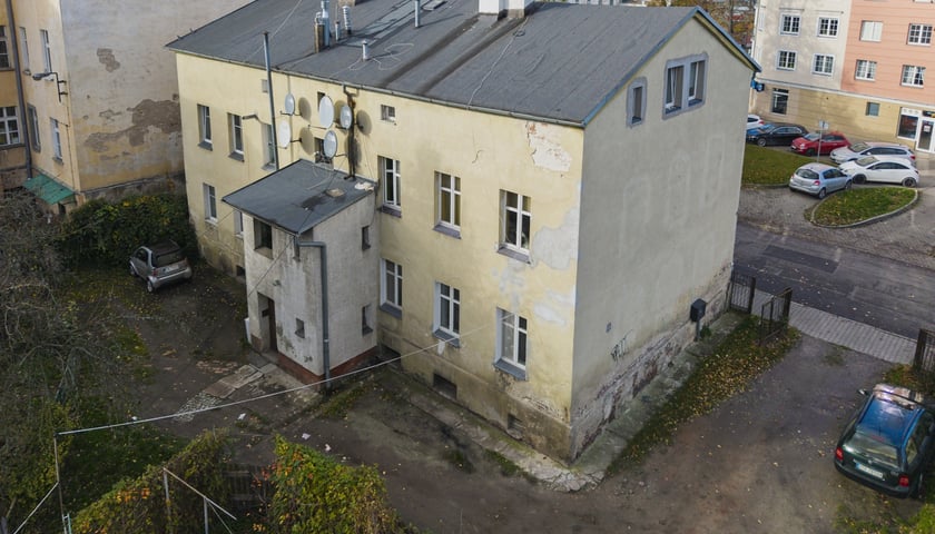 Powiększ obraz: Płońskiego 28 na wrocławskiej Leśnicy