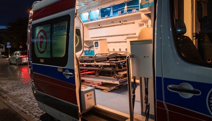 Powiększ obraz: Streetbus znów w trasie. Mobilna pomoc dla osób w kryzysie bezdomności - 3.11.2025