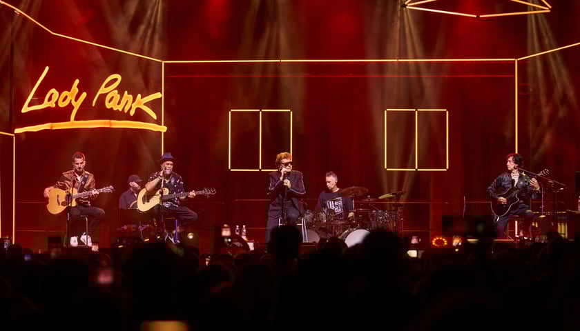 Powiększ obraz: Koncert Lady Pank w Hali Stulecia - 2023 r.