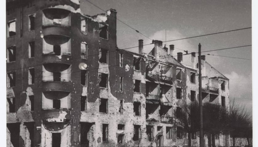 Ulica Ślężna, 1945