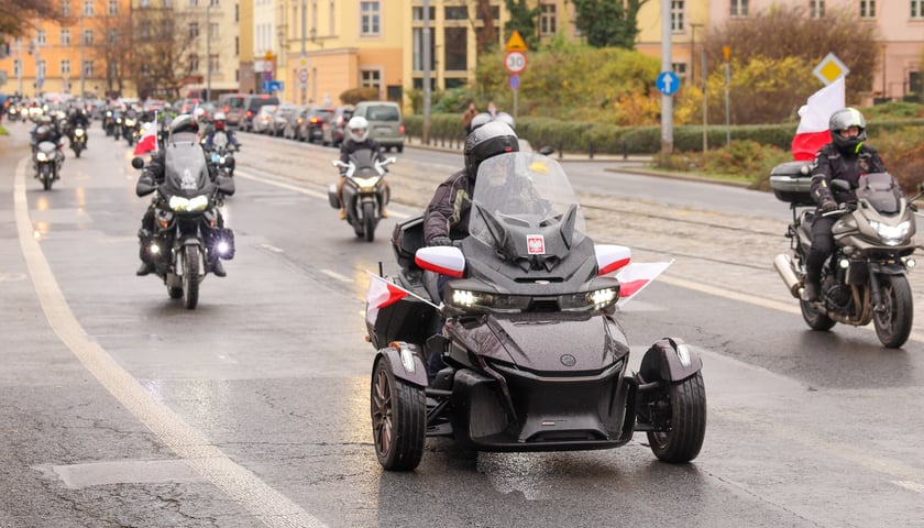 Kawalkada motocykli z okazji Święta Niepodległości we Wrocławiu, 11 listopada 2025