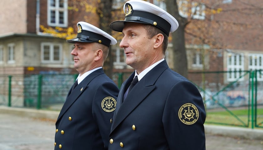 Śłubwanie pierwszoklasistów w Technikum Zeglugi Śródlądowej we Wrocławiu