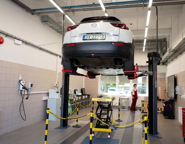 Powiększ obraz: Branżowe Centrum Umiejętności w dziedzinie elektromobilności w Zespole Szkół nr 2