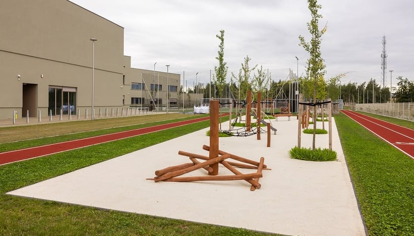 Powiększ obraz: Zespół Szkolno-Przedszkolny przy ul. Cynamonowej