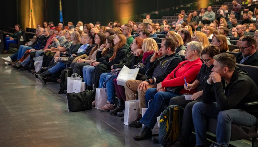 W ramach programu Bezpieczny Wrocław, już po raz trzeci odbyły się ćwiczenia w warsztaty z ochrony ludności, 26.11.2025 r.