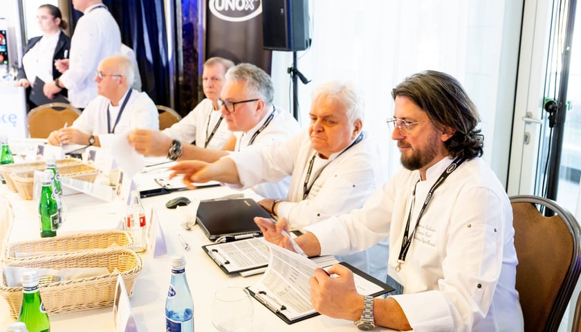 Powiększ obraz: X Wrocławski Kulinarny Rajd Młodych Mistrzów, Wrocław, 28 listopada 2025