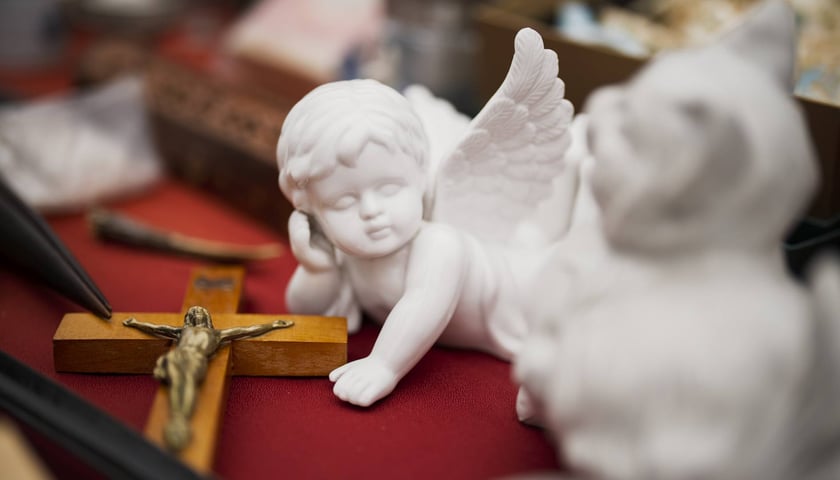 Giełda Staroci pod Iglicą przy Hali Stulecia we Wrocławiu 29 listopada 2025