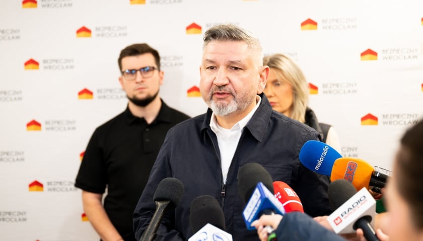 Powiększ obraz: Jarosław Delewski, dyrektor Departamentu Edukacji UM