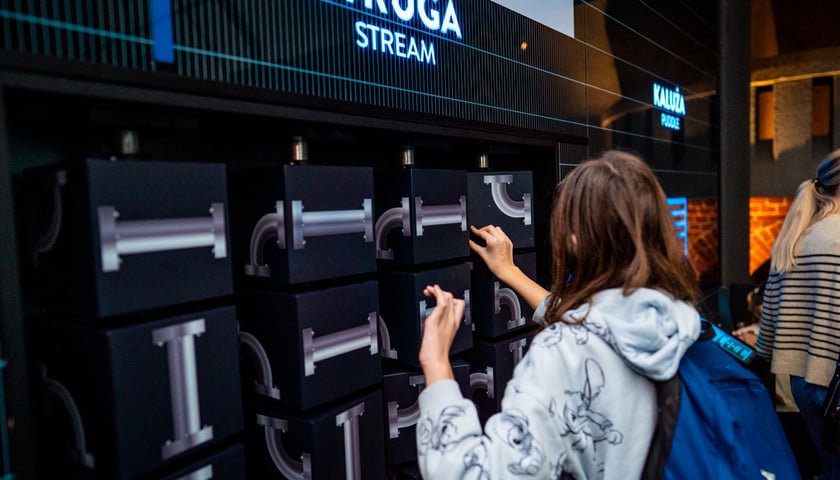 Multimedialny woz MPWiK w Hydropolis