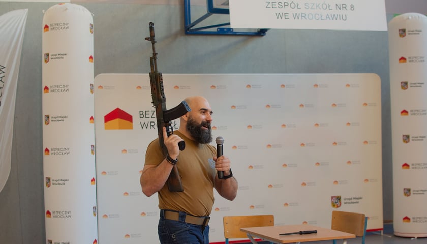 Powiększ obraz: Łukasz Żuberek, Safety Project