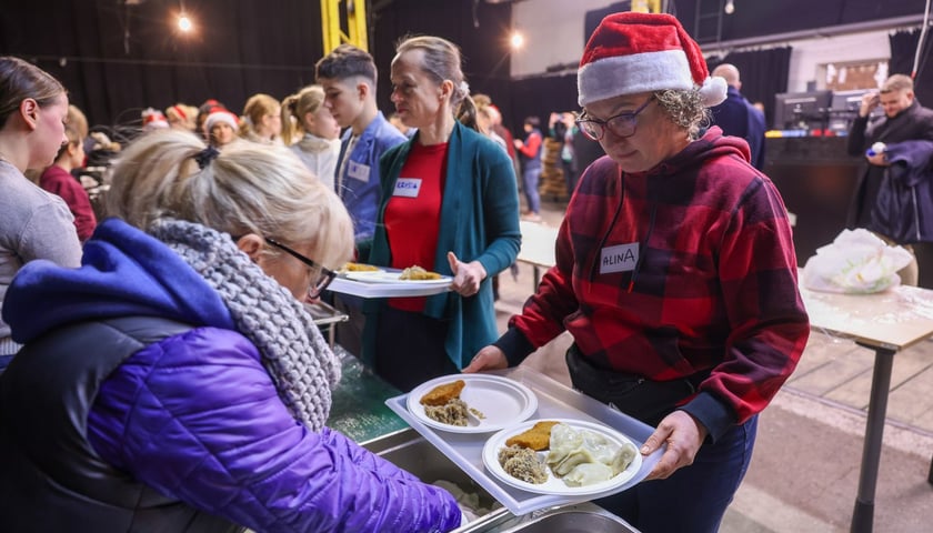 Powiększ obraz: Wigilia Pełna Ciepła w Czasoprzestrzeni