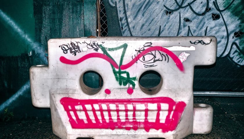 Powiększ obraz: Zdjęcie Bartka Sadowskiego i jednocześnie jeden z plakatów do kupienia w jego galerii