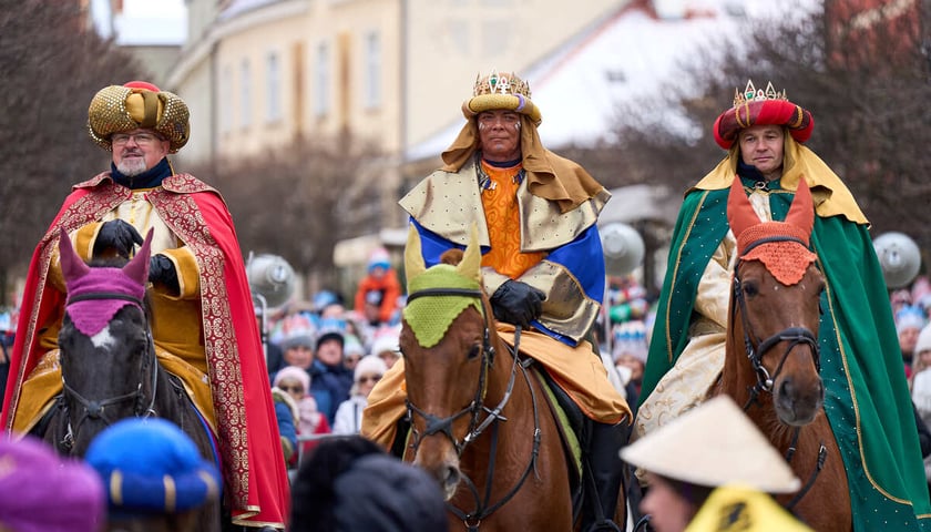 Powiększ obraz: Orszak Trzech Kr&oacute;li we Wrocławiu, 06.01.2026