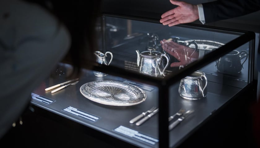 Powiększ obraz: Wernisaż wystawy „W cieniu gigantów:  Titanic, Britannic, Olympic" w Hydropolis